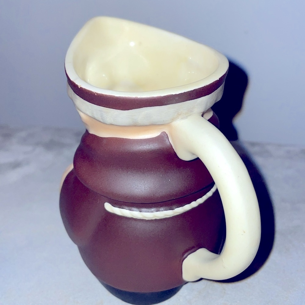 Vintage Goebel Friar Tuck Creamer & Sugar Hummel Figurines Original Pamphlet EUC - Picture 11 of 16